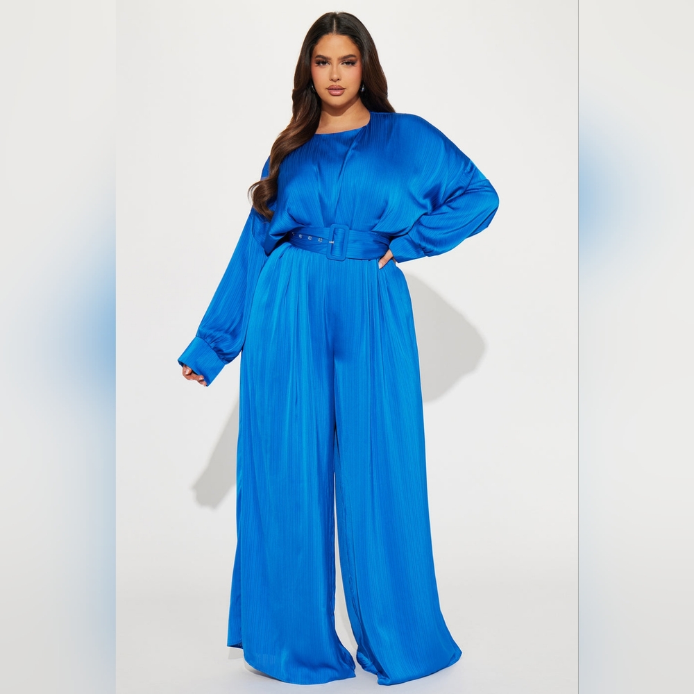 Fashion Nova jumpsuit